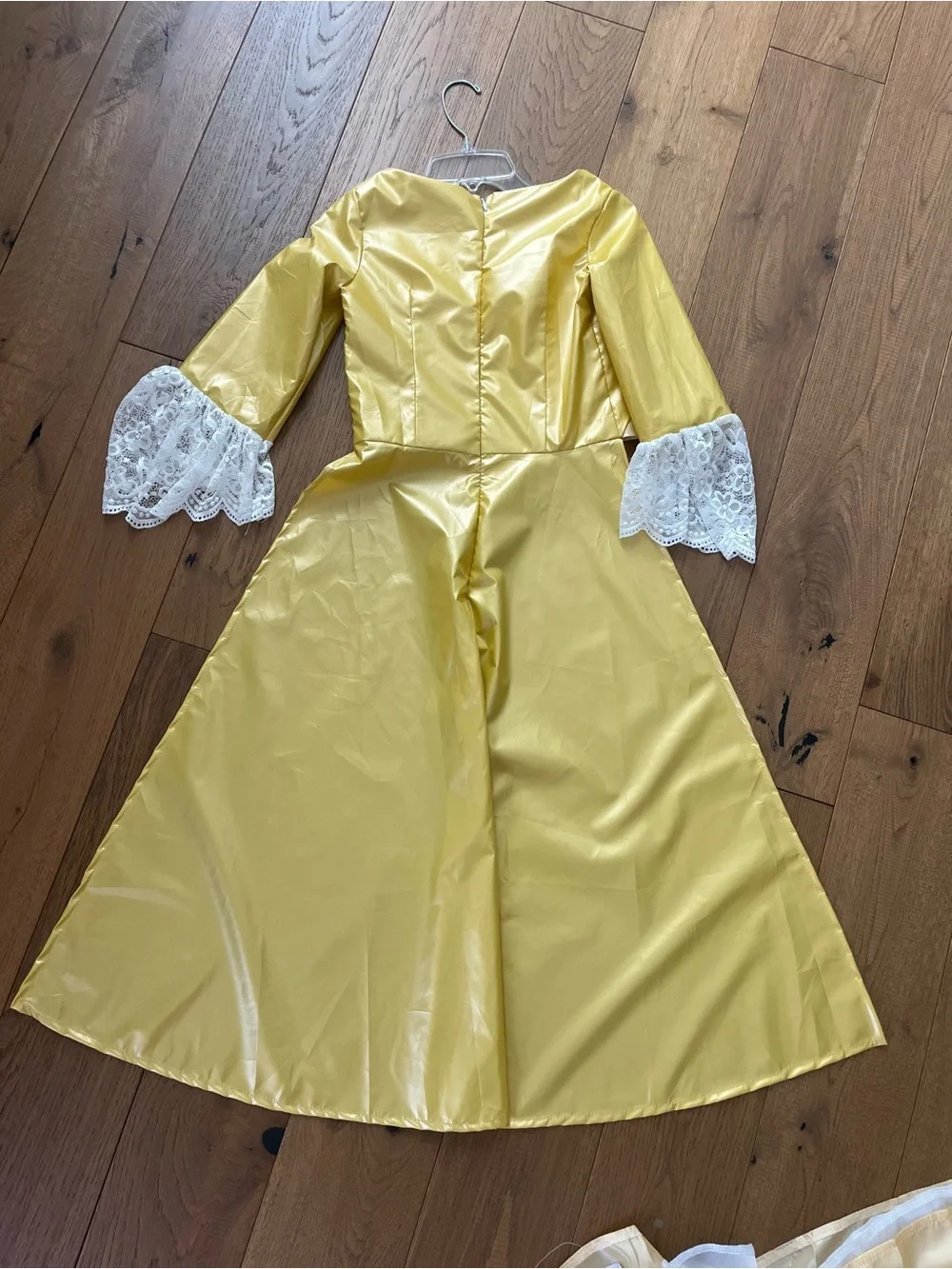 Golden Yellow Girls Large Princess Costume Dress Victorian Colonial Belle 2 pcs